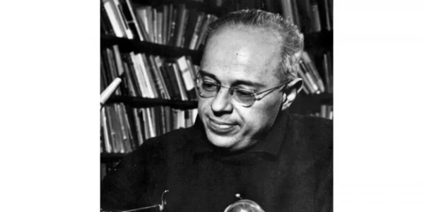 Stanisław Lem w 1966 r. Zdjęcie udostępnione przez Wojciecha Zemka, sekretarza autora. Wikipedia, CC BY-SA 3.0.