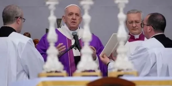 Pope Francis celebrates Mass in Granaries Square in Floriana, Malta, Sunday, April 3, 2022. (Photo by ANDREW MEDICHINI /AP)