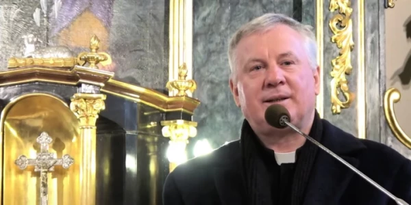 Fr. Tadeusz Guz of the Catholic University of Lublin in Poland revived the antisemitic “blood libel” smear in a public lecture. Photo: YouTube.