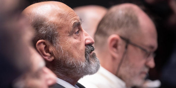 Ks. prof. Tomáš Halík podczas odbierania Medalu Świętego Jerzego 23 listopada 2019 roku w Krakowie. Fot. Adam Walanus/adamwalanus.pl
